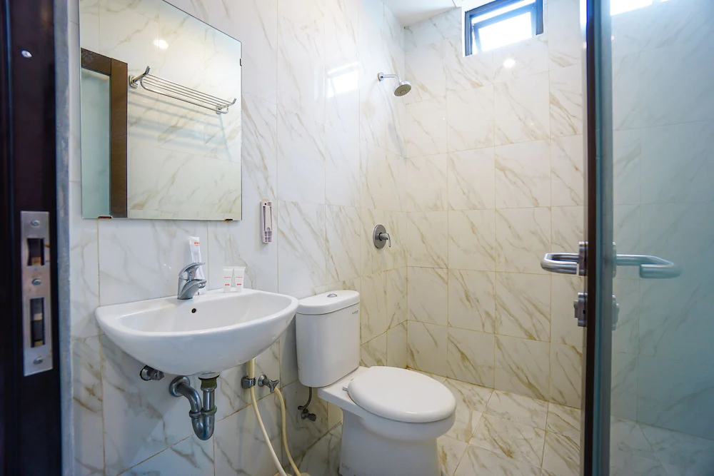 D'karombasan Hotel by OYO Rooms