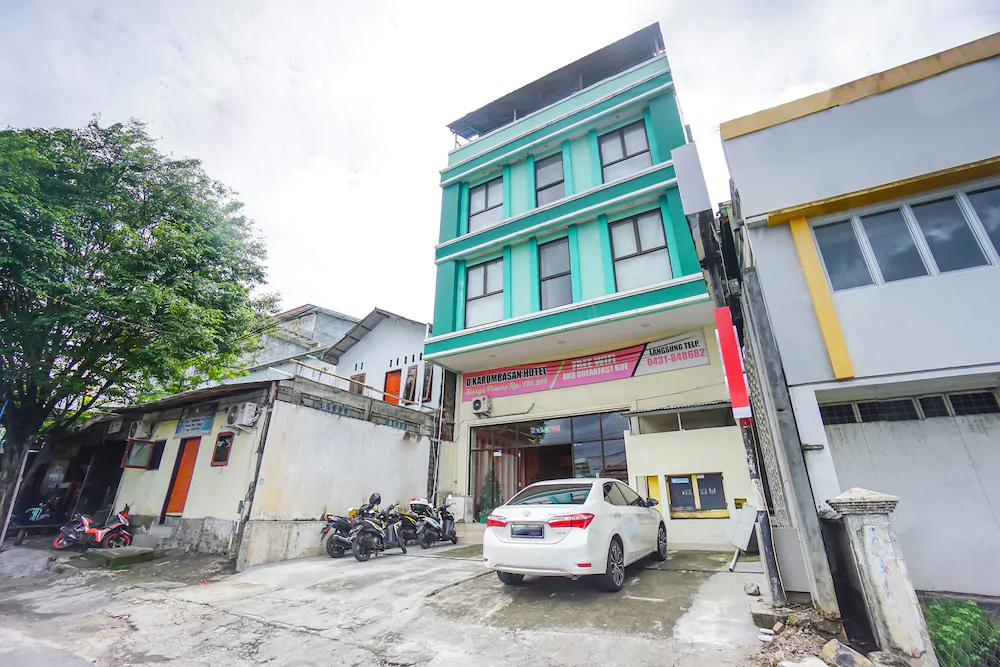 D'karombasan Hotel by OYO Rooms