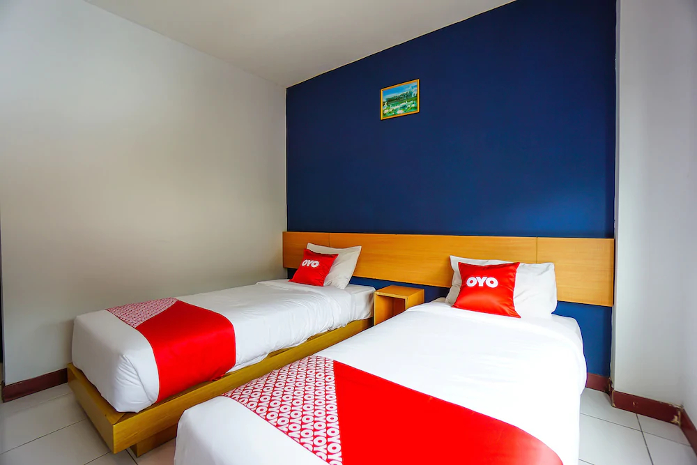 D'karombasan Hotel by OYO Rooms
