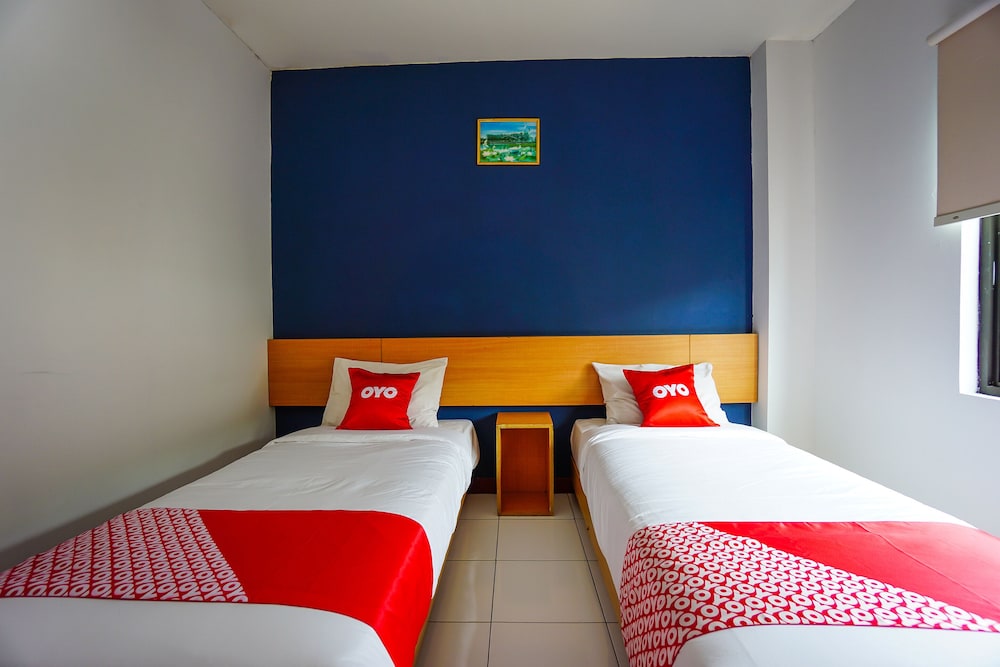 D'karombasan Hotel by OYO Rooms