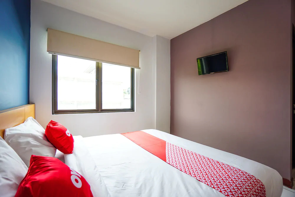 D'karombasan Hotel by OYO Rooms