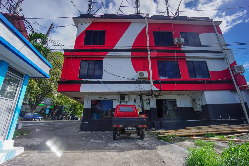 Galaxy Hotel by OYO Rooms