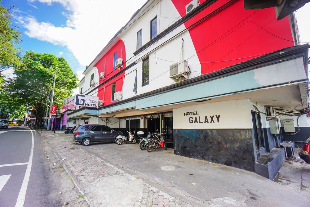 Galaxy Hotel by OYO Rooms