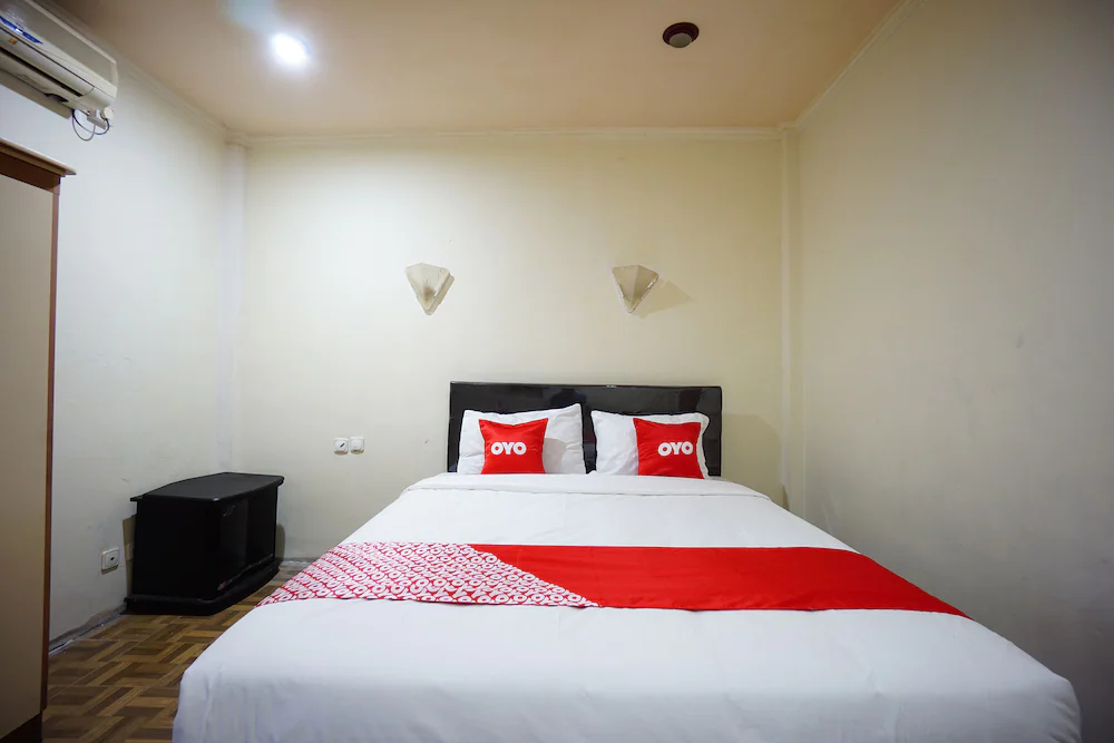 Galaxy Hotel by OYO Rooms