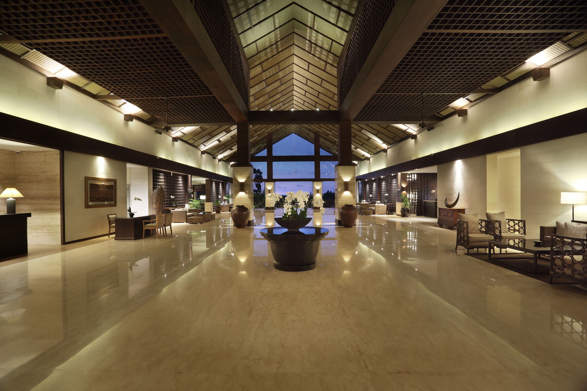 Grand Luley Resort & Dive