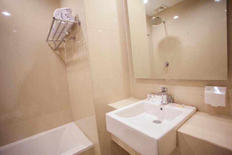 Grand Whiz Megamas Manado