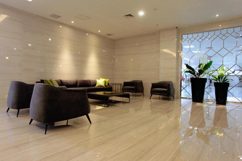 Grand Whiz Megamas Manado