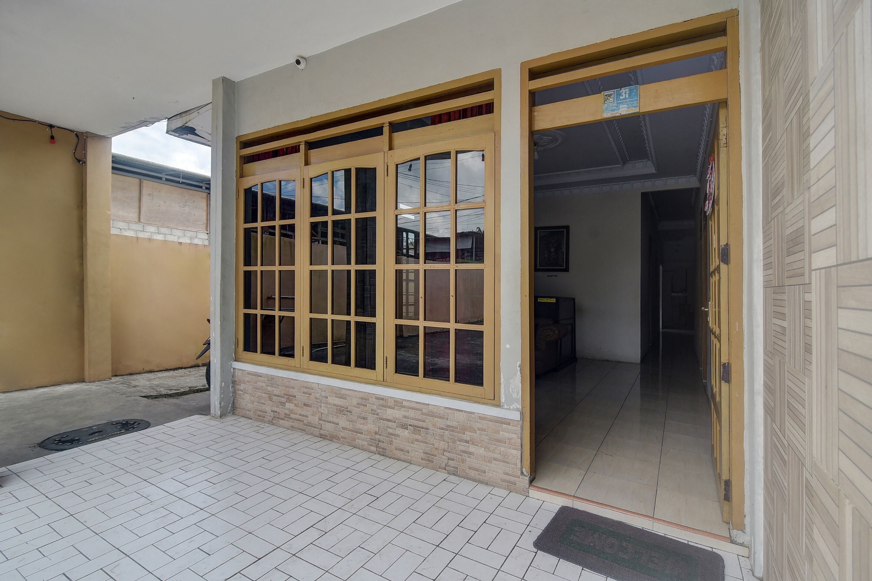 Hotel Borneo by Oyo