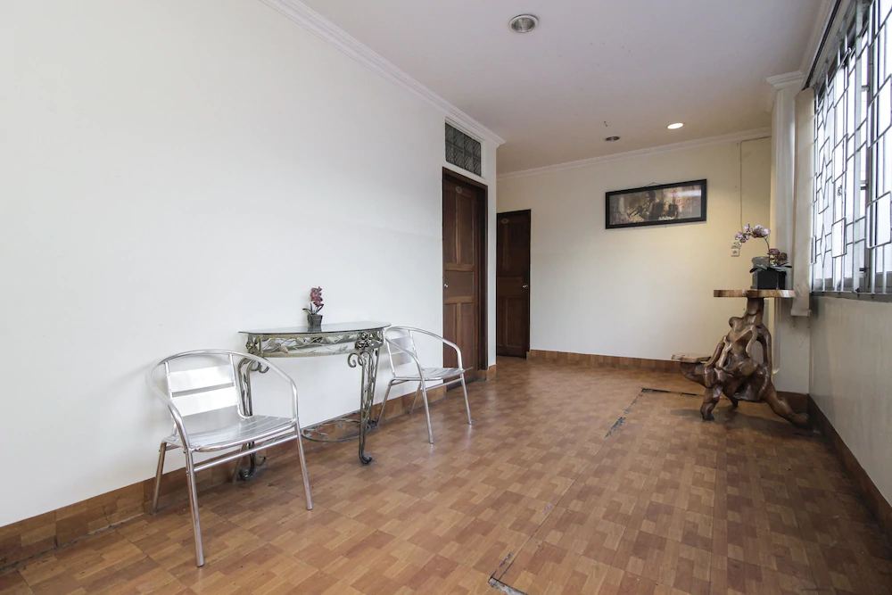 Hotel Divina By RedDoorz