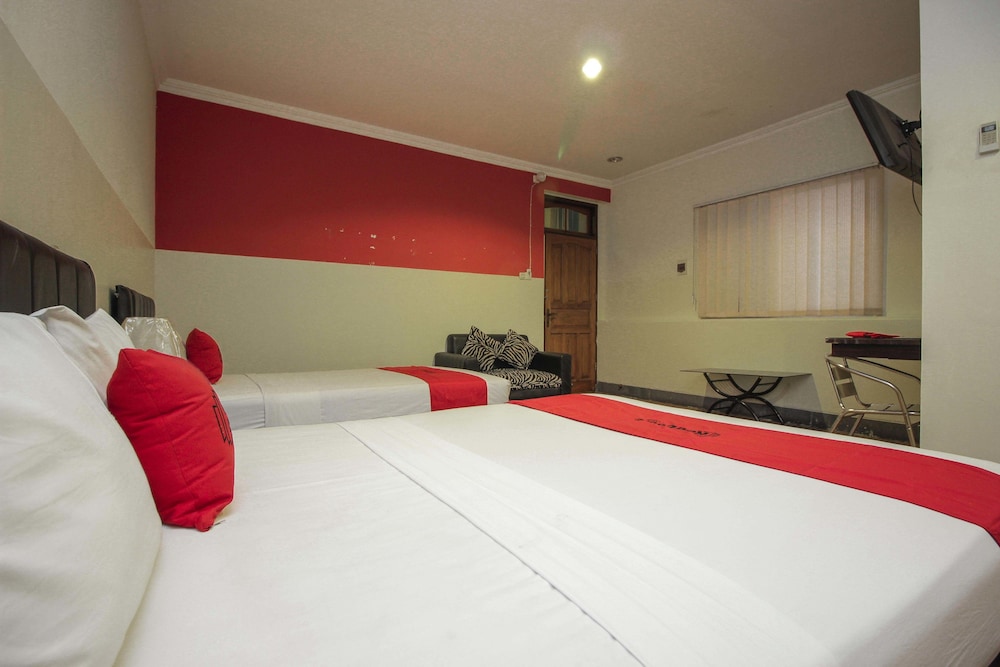 Hotel Divina By RedDoorz