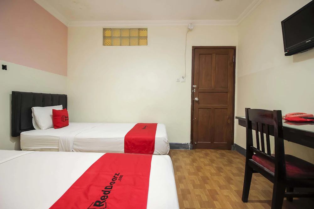 Hotel Divina By RedDoorz