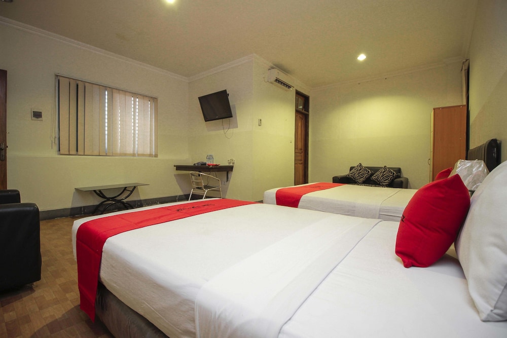 Hotel Divina By RedDoorz