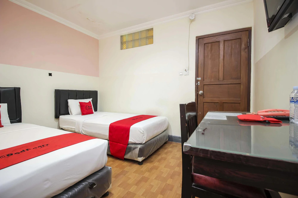 Hotel Divina By RedDoorz