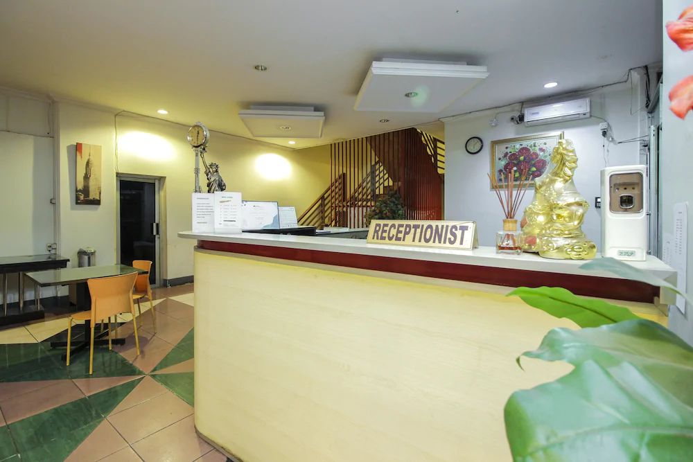 Hotel Divina By RedDoorz