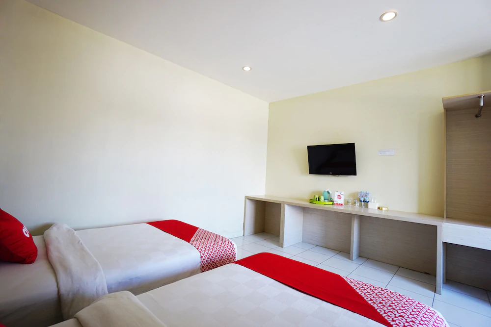 Hotel D'kanaka Riverview by OYO Rooms