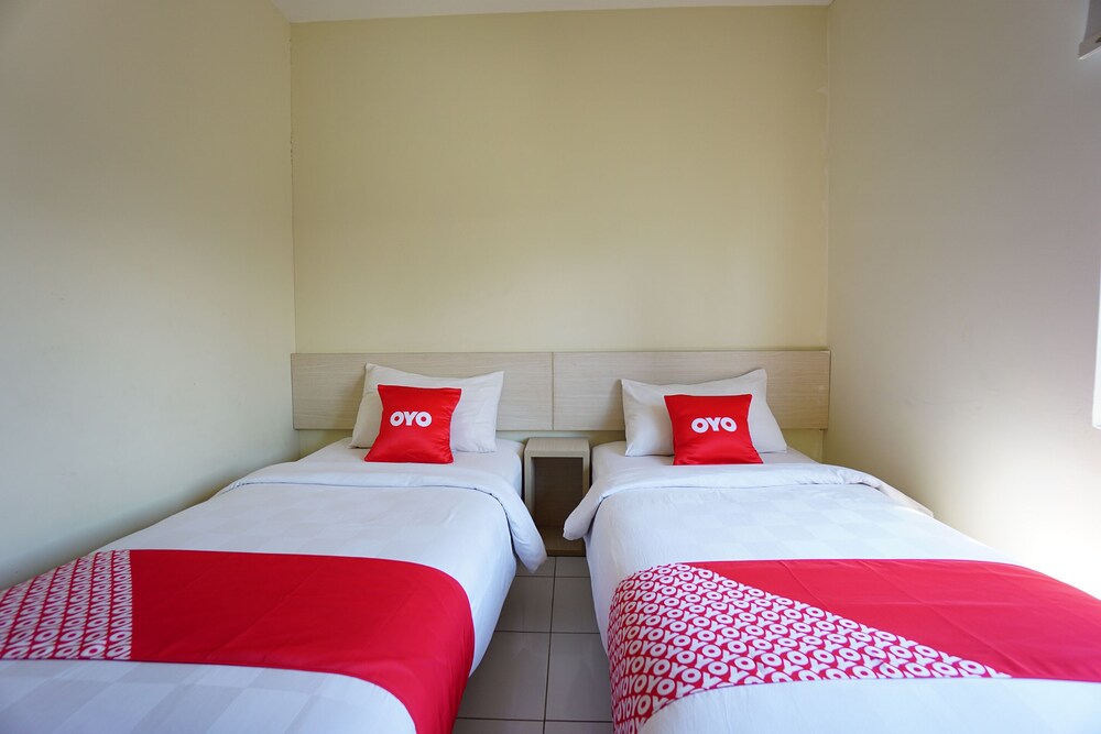 Hotel D'kanaka Riverview by OYO Rooms
