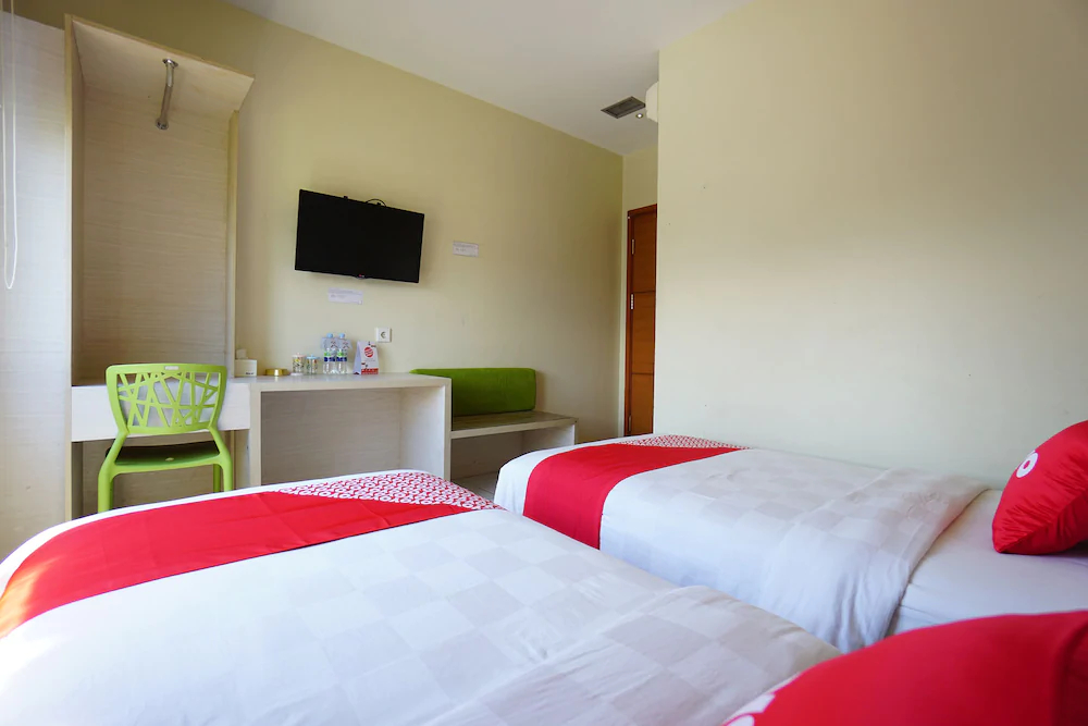 Hotel D'kanaka Riverview by OYO Rooms