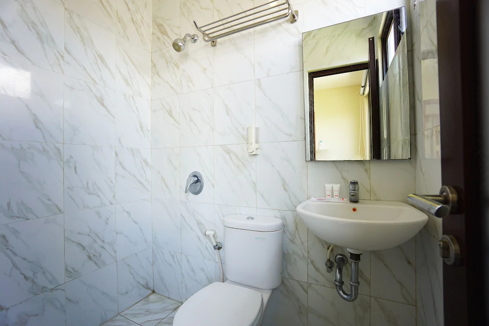 Hotel D'kanaka Riverview by OYO Rooms