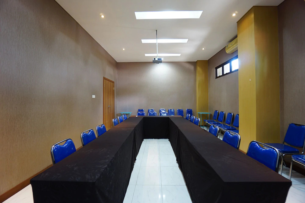 Hotel D'kanaka Riverview by OYO Rooms