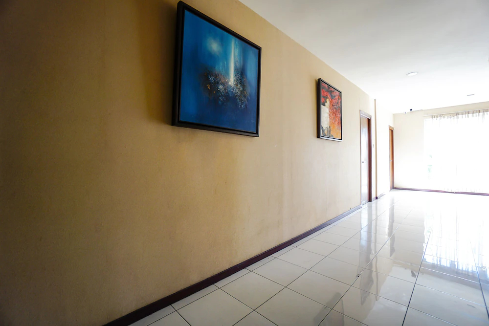 Hotel D'komo by OYO Rooms