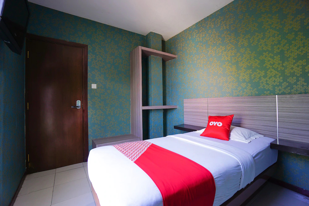 Hotel D'komo by OYO Rooms