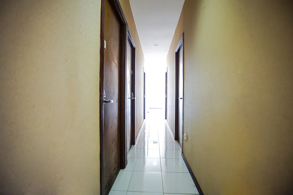 Hotel D'komo by OYO Rooms
