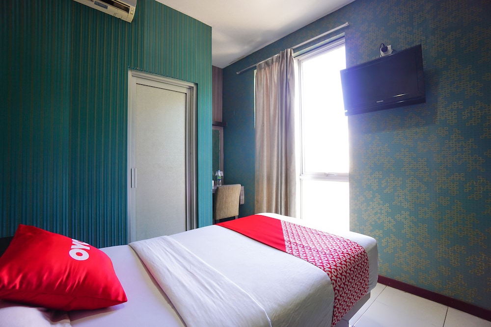 Hotel D'komo by OYO Rooms