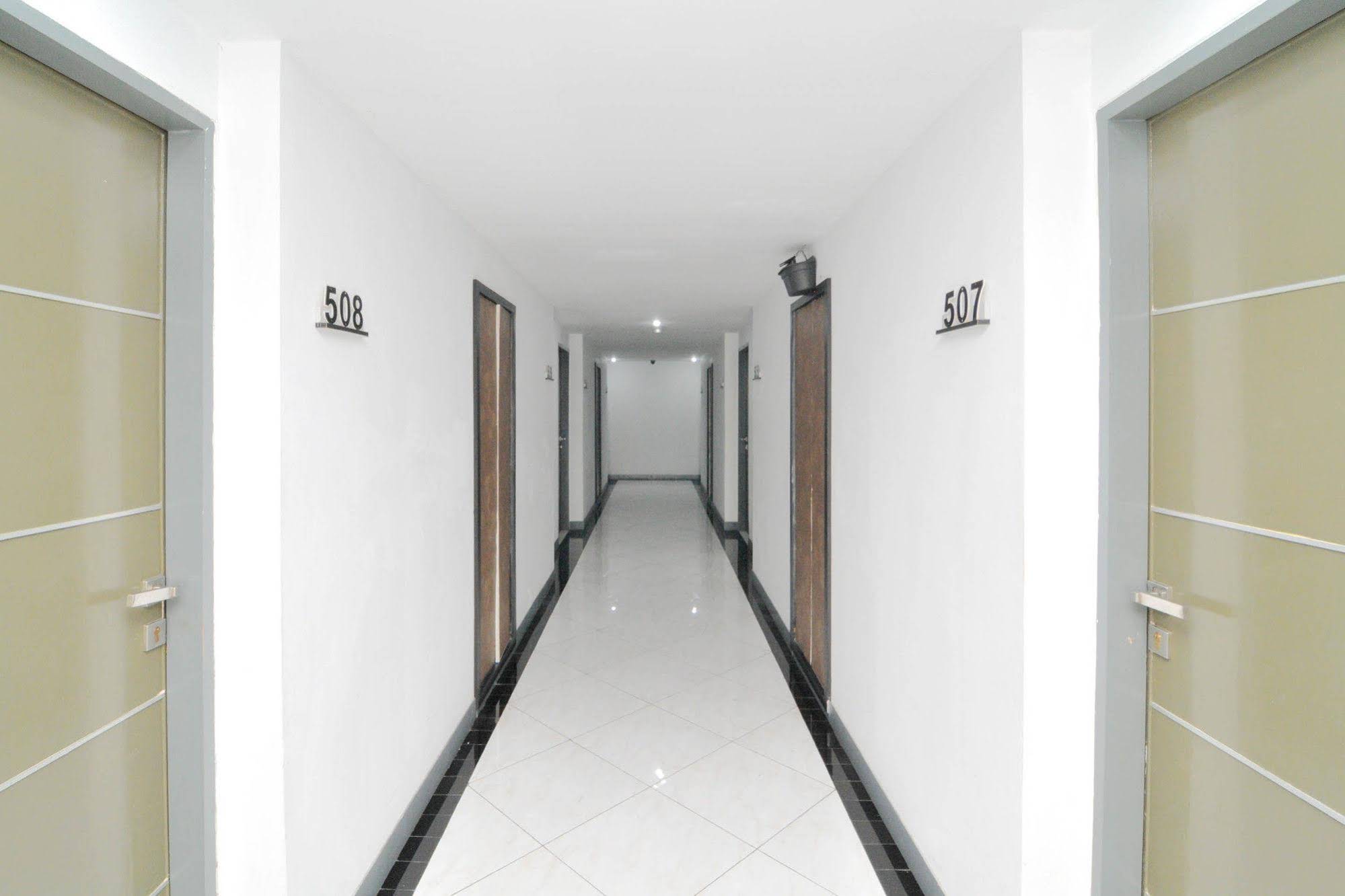 Hotel Prince Boulevard by Airy