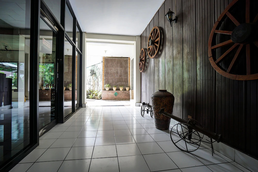 Hotel Yuta by OYO Rooms