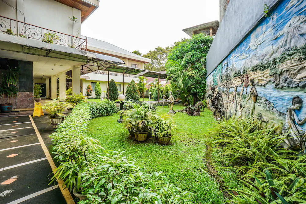 Hotel Yuta by OYO Rooms