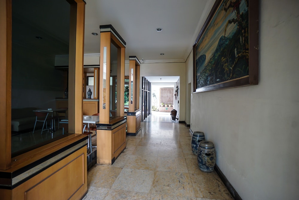 Hotel Yuta by OYO Rooms
