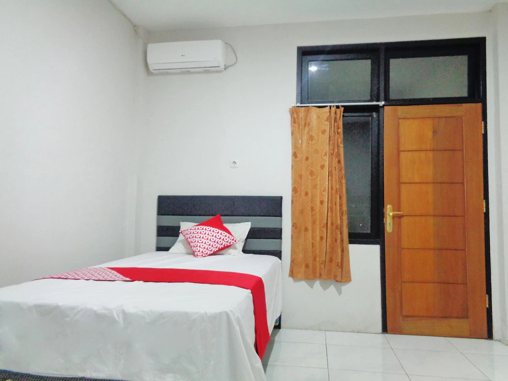 Le Reve Residence by OYO Rooms