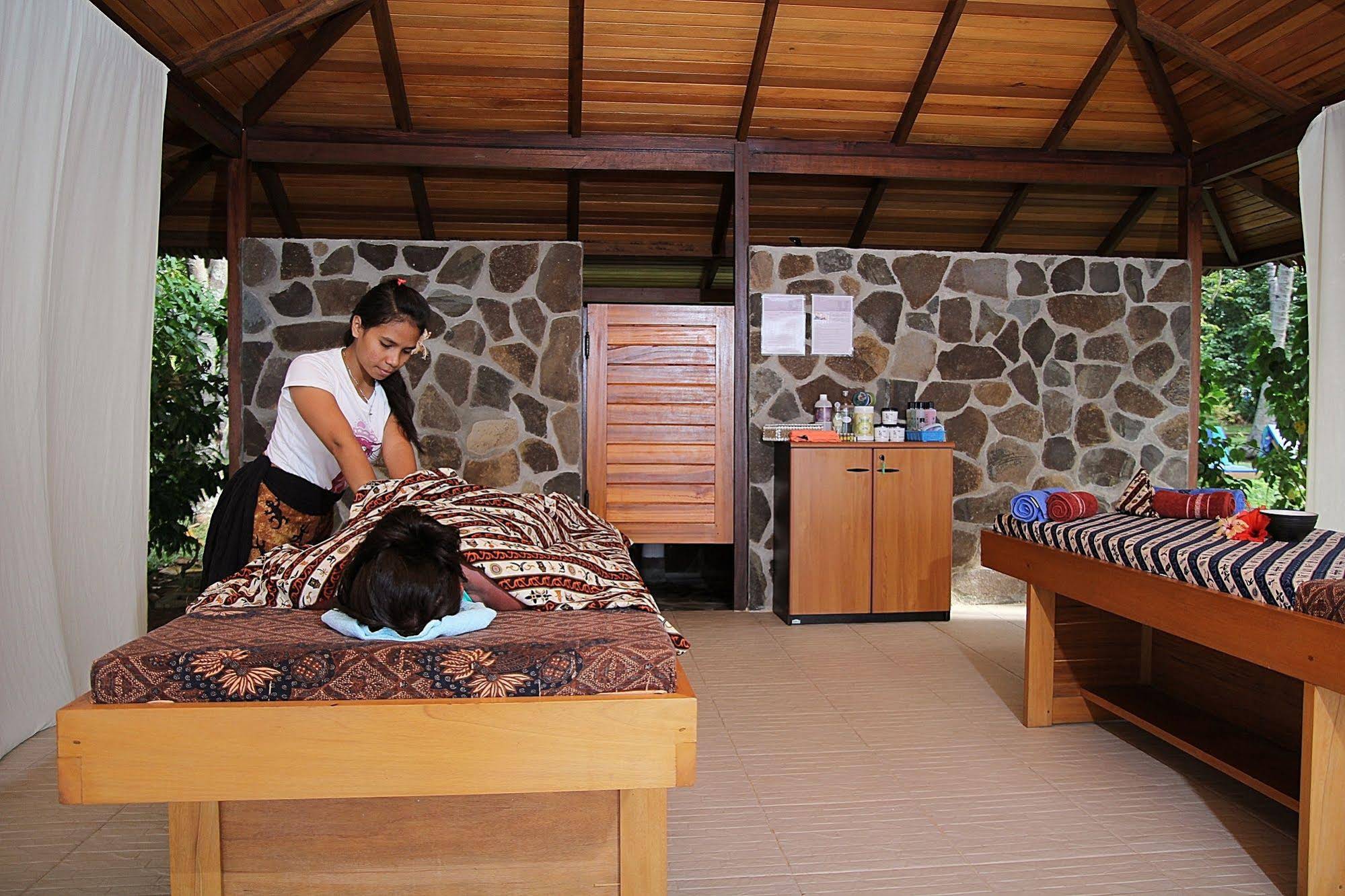 Mapia Resort