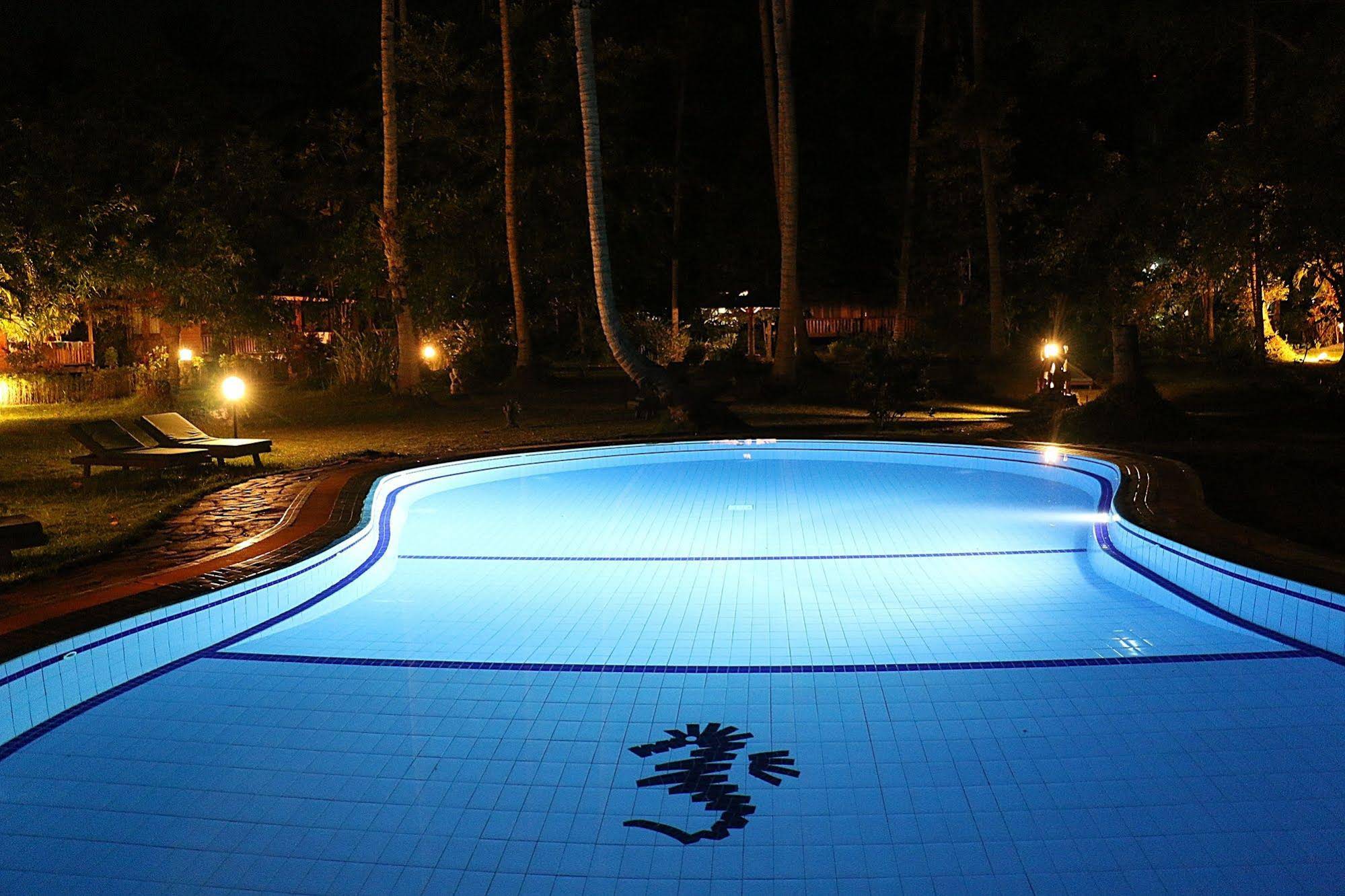 Mapia Resort
