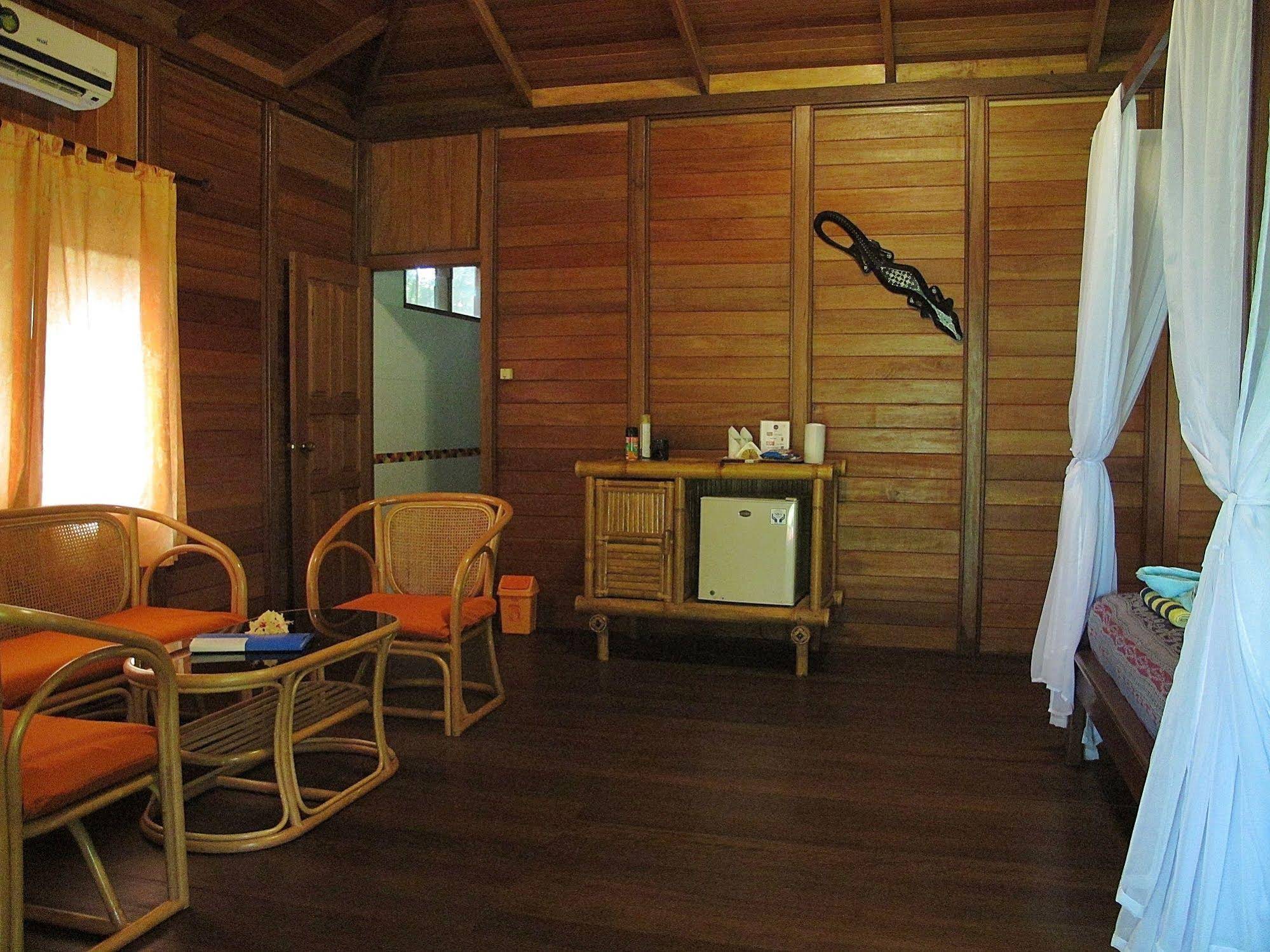 Mapia Resort