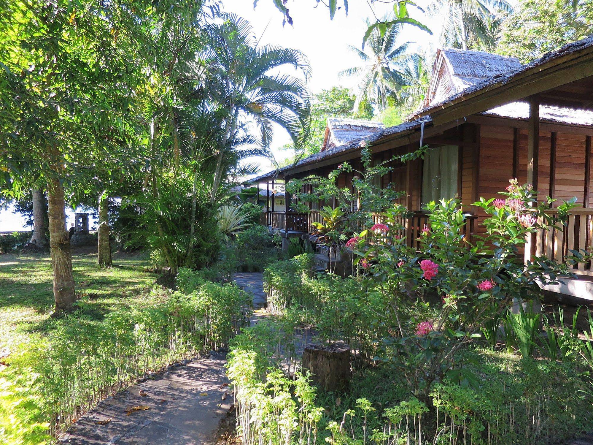 Mapia Resort