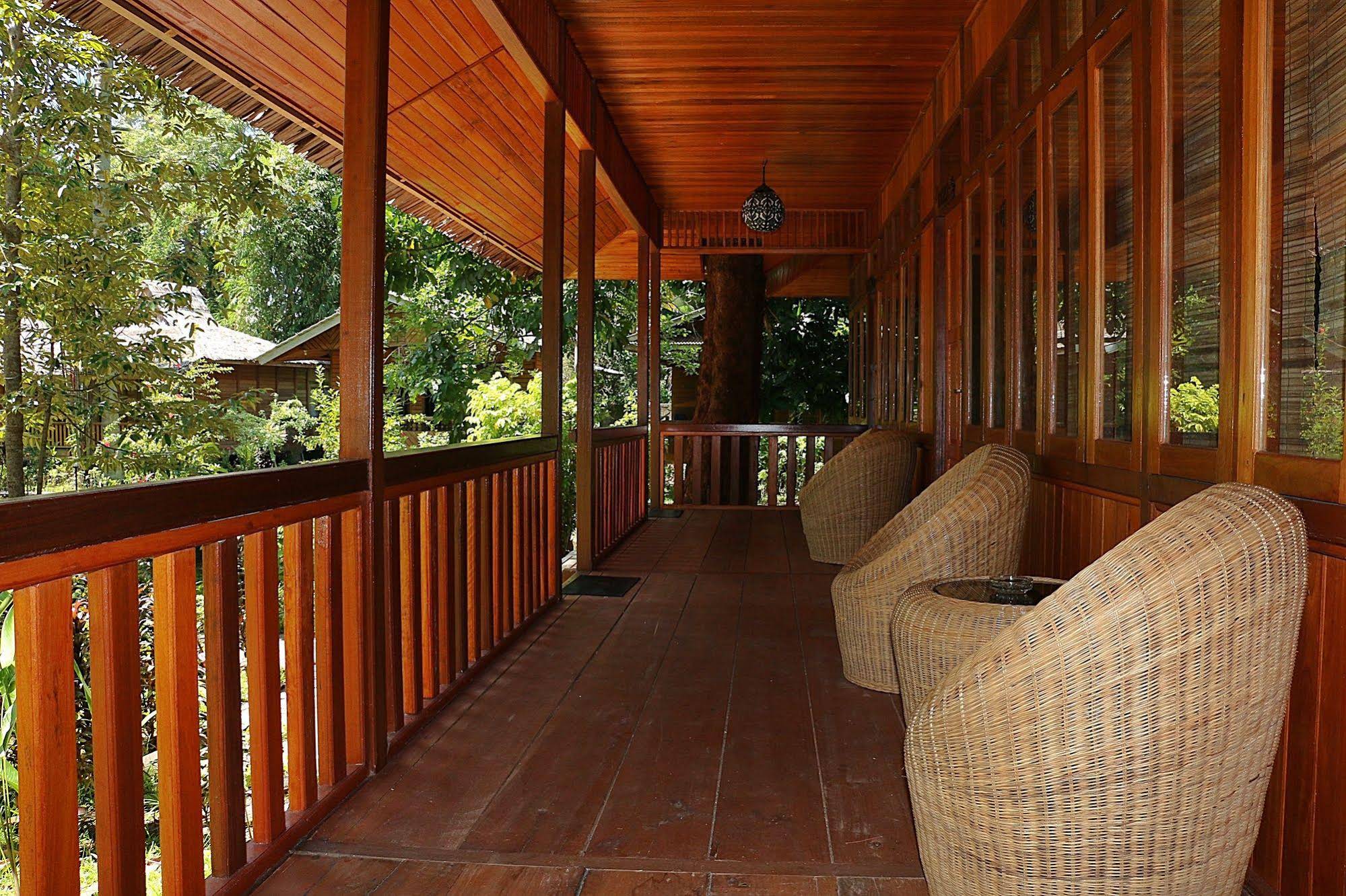 Mapia Resort