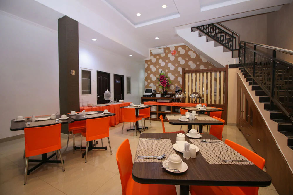 Mel's Inn Manado
