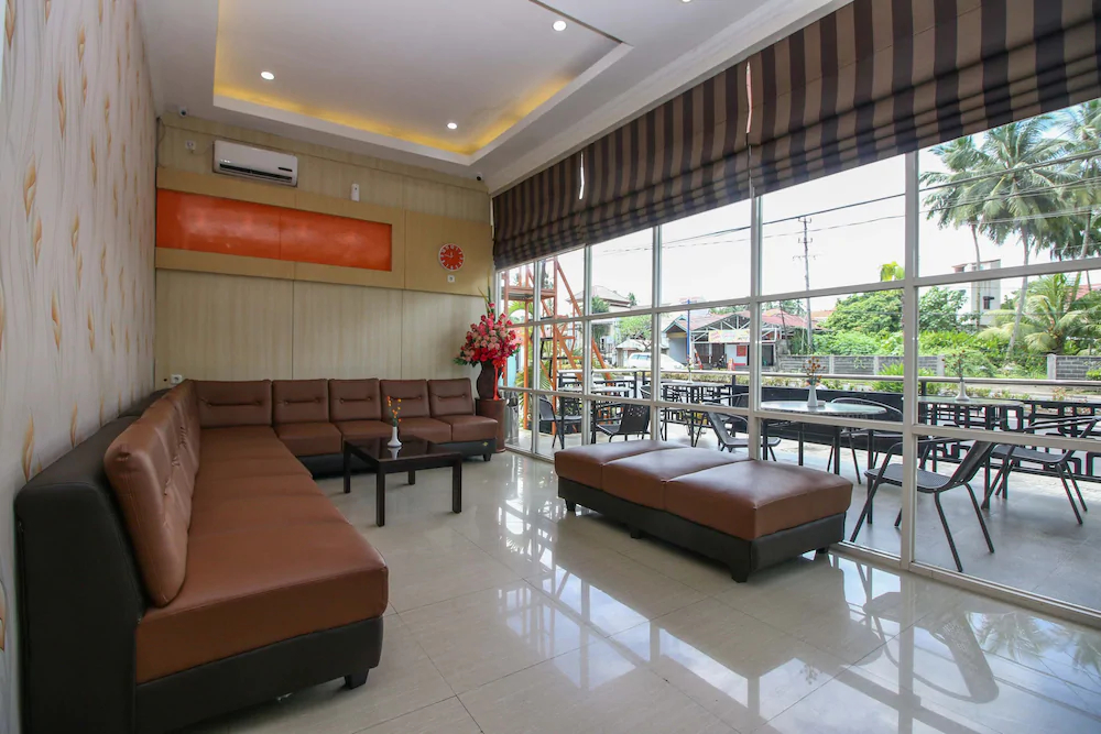 Mel's Inn Manado