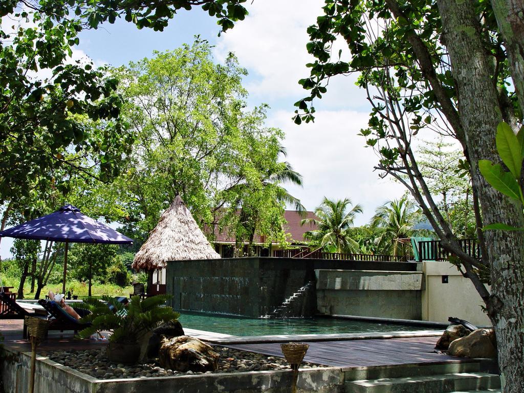 Nusantara Diving Center Resort & Spa