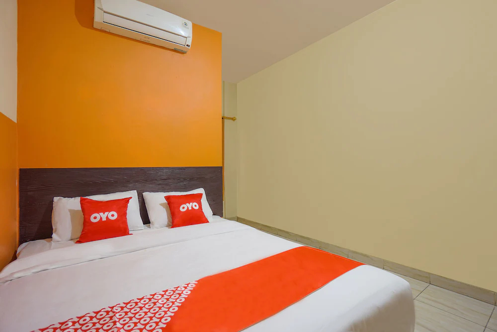 Oxy Townhouse by OYO Rooms