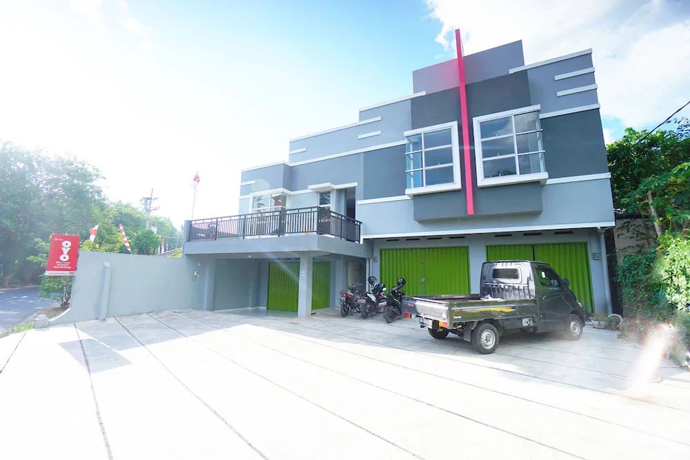 OYO 1064 Manado Airport Homestay