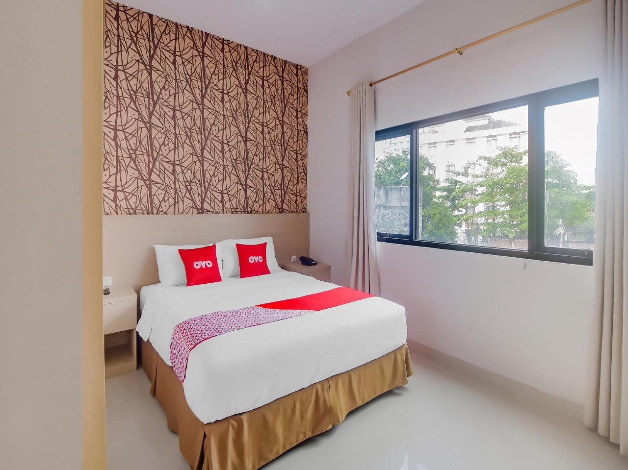 OYO 90312 Bahu Bay Hotel