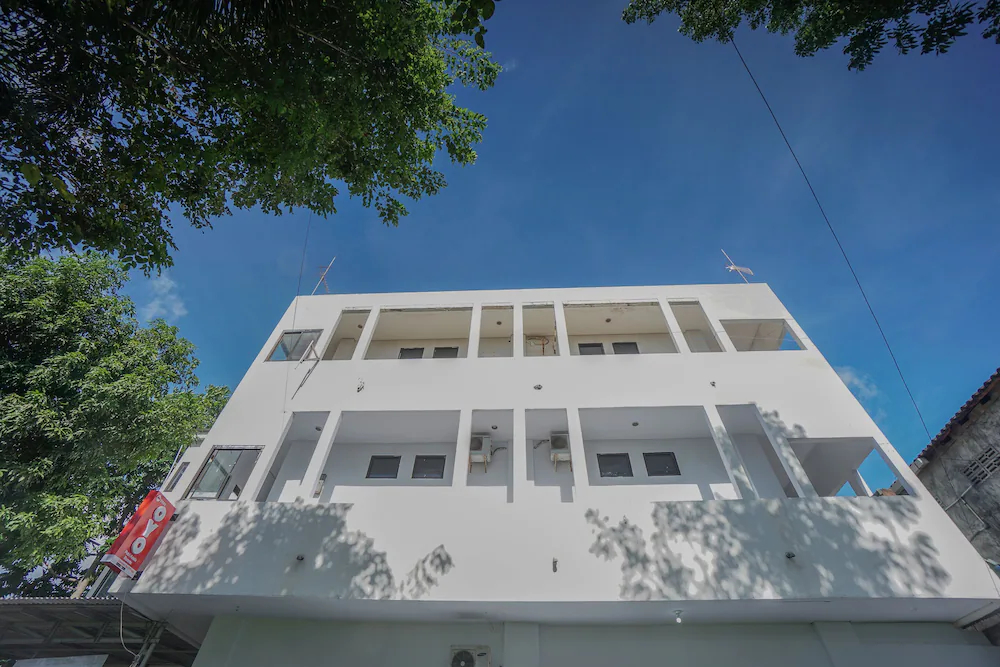 Putri Kesia Rooms by OYO Rooms