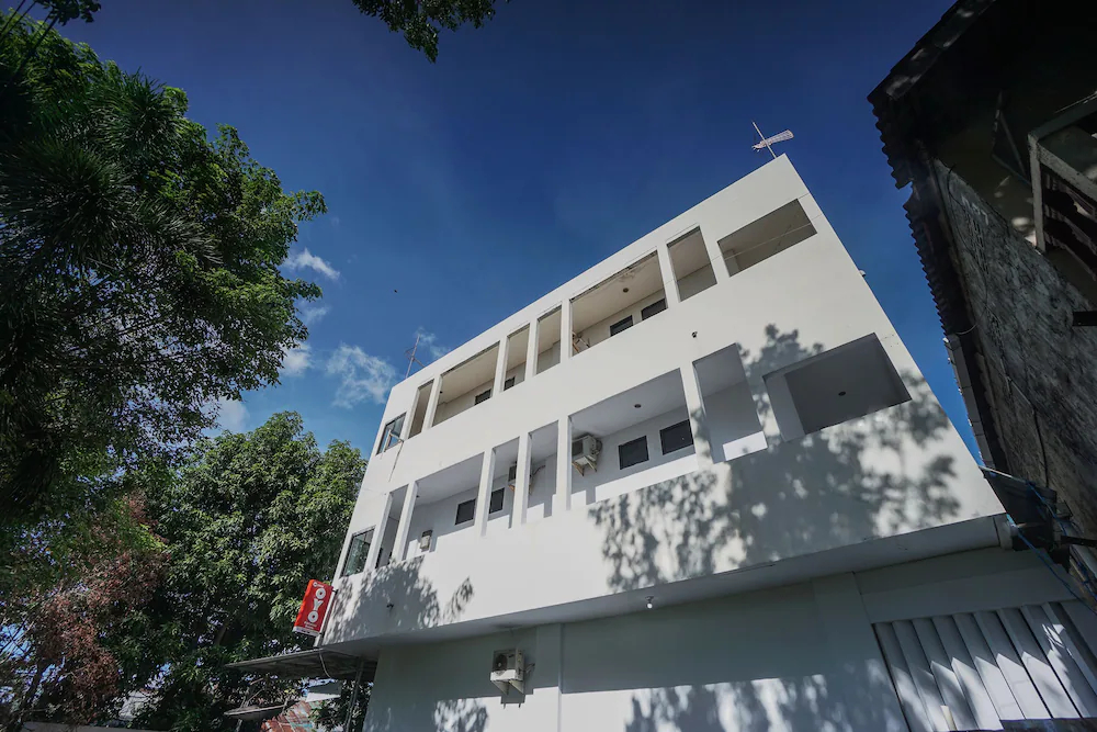 Putri Kesia Rooms by OYO Rooms