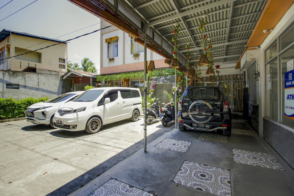 RedDoorz Near RSUP Prof. Kandou Manado