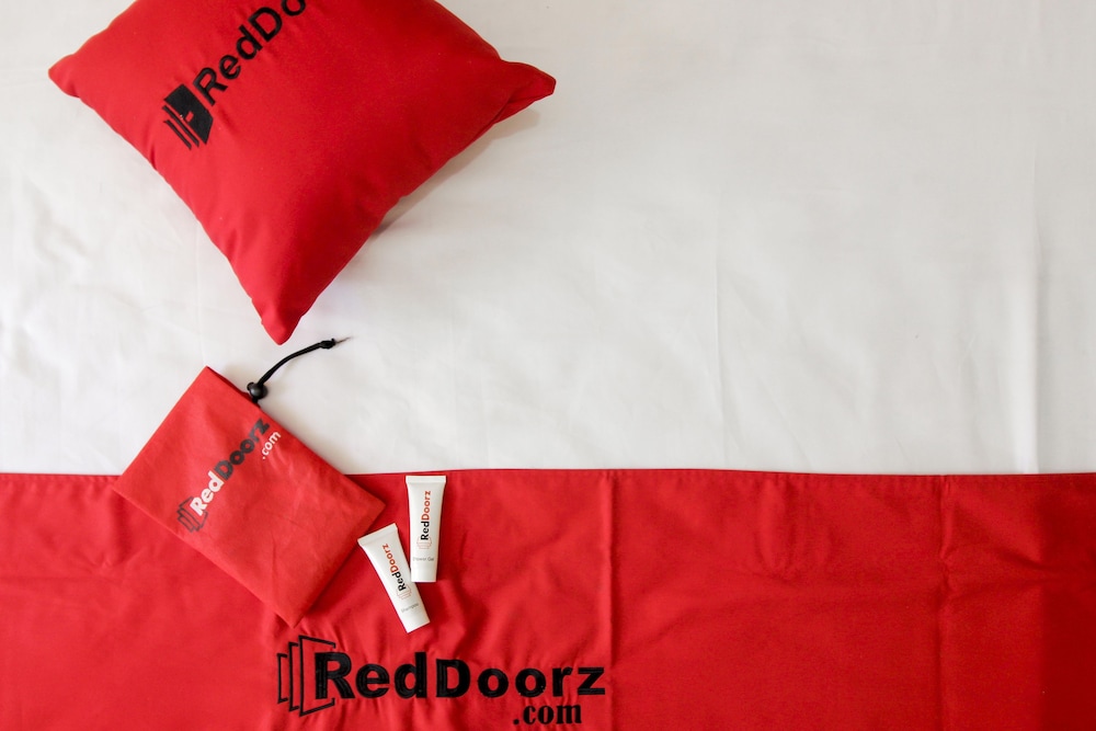 RedDoorz Near RSUP Prof. Kandou Manado