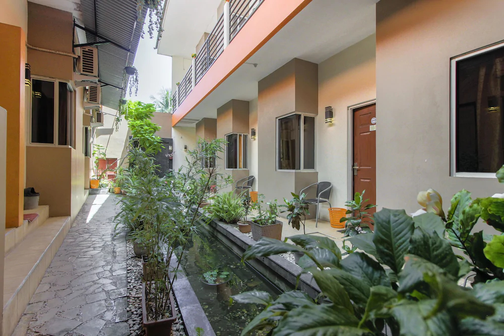 RedDoorz Near RSUP Prof. Kandou Manado