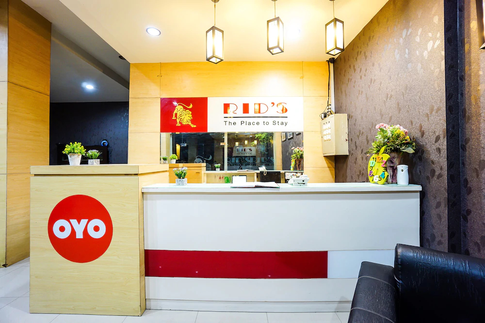 Rid's Hotel by OYO