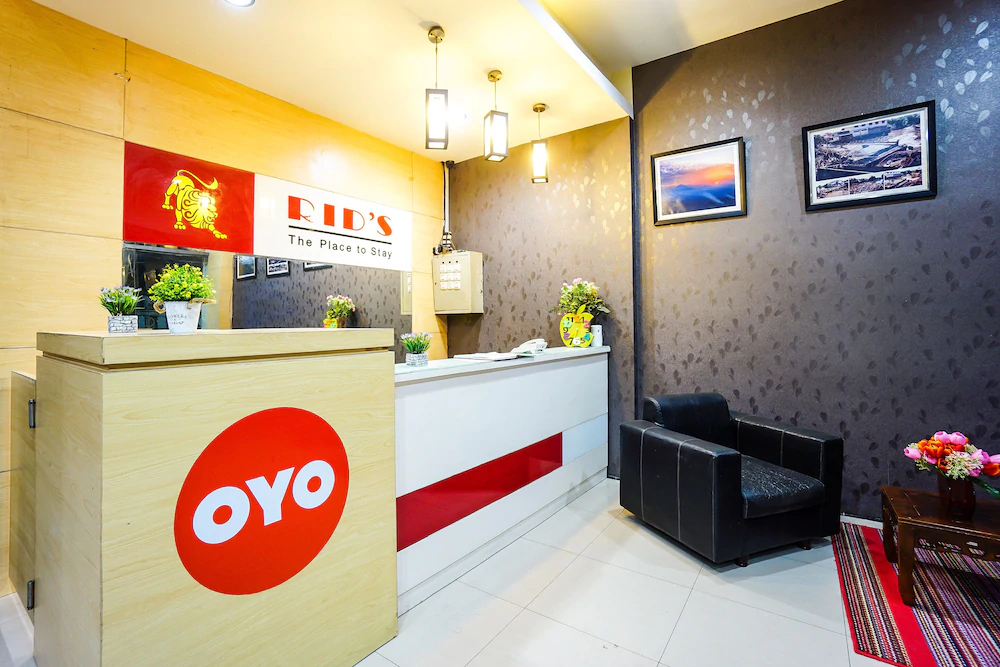 Rid's Hotel by OYO